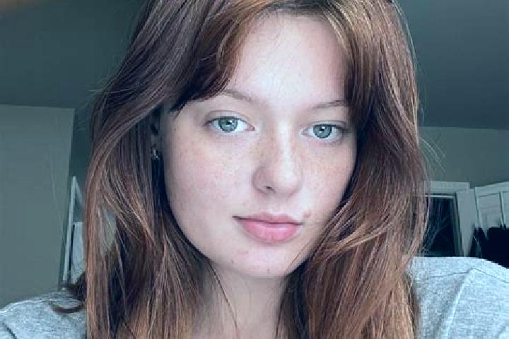 Ruby, 34, a auburn blue-eyed mediterranean companion based in Cajobi. Offering Prostate Massage, A-Level, Dinner Date, Overnight, Erotic Massage. Available f...