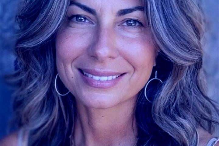 Ruby, 34, a brunette grey-eyed caucasian companion based in Brome. Offering 69, Fetish, Tantra, Striptease. Available for incall and outcall, day and evening...