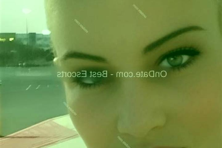 Ruby, 34 — Escort in Dernang, China