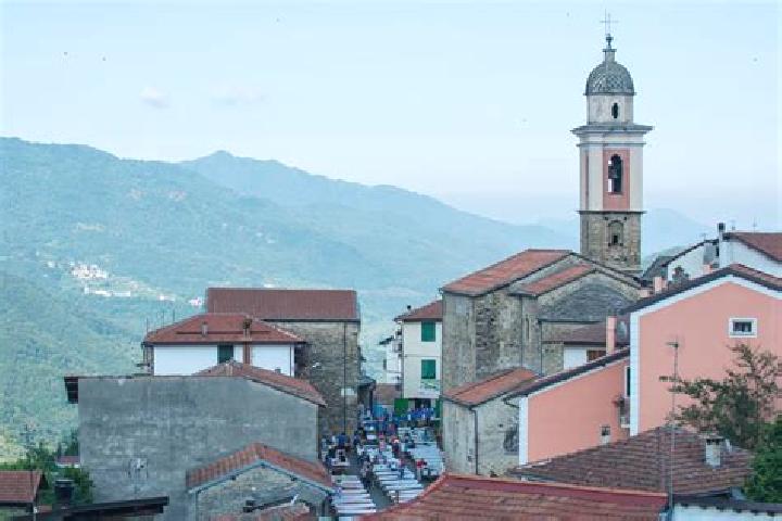 Ruby, 34 — Escort in Montegrosso Pian Latte, Italy