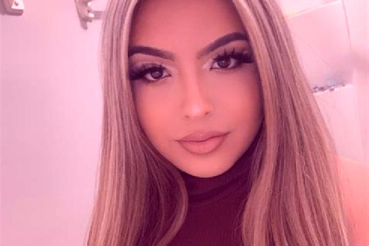 Ruby, 35, a blonde brown-eyed latina companion based in Chhibramau. Offering Domination, Striptease, Massage. Available for incall and outcall, overnight boo...