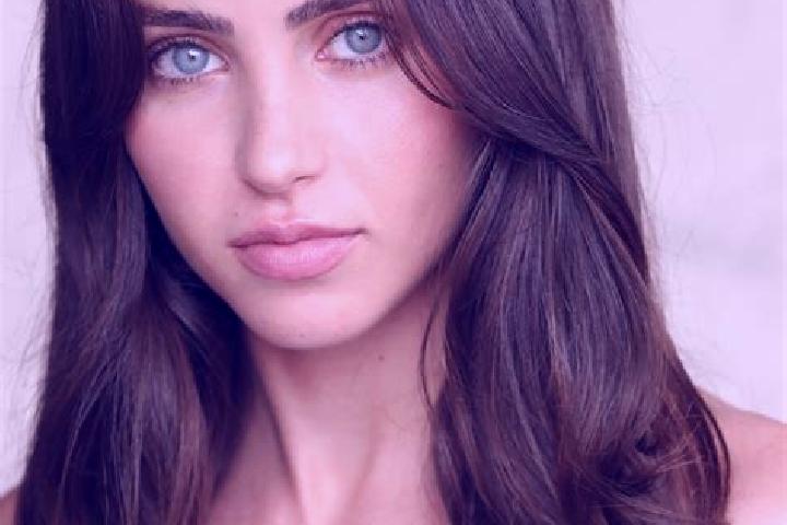 Ruby, 35, a brunette blue-eyed middle eastern companion based in Kenjaru. Offering Couples, Dinner Date, Party Girl. Available for incall and outcall, day an...