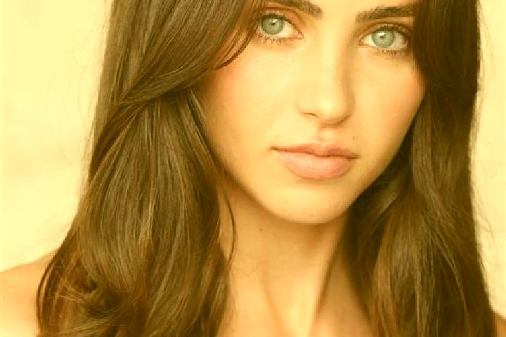 Ruby, 35, a brunette dark-eyed mixed companion based in Bicholim. Offering Massage, Domination, Tantra. Available for incall and outcall, overnight bookings ...