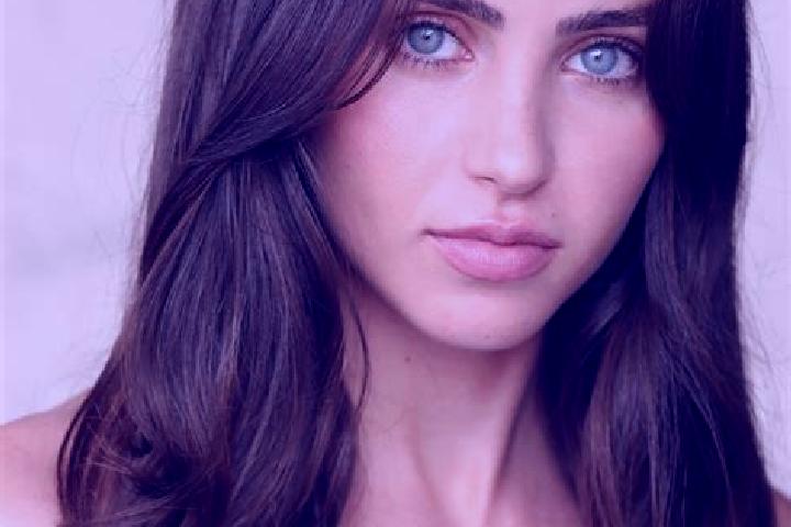 Ruby, 35, a brunette green-eyed latina companion based in Juban. Offering Couples, Domination. Available for incall and outcall, overnight bookings available.