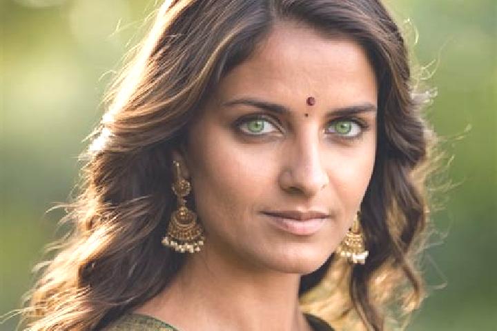 Ruby, 35, a chestnut green-eyed indian companion based in Bilje. Offering Striptease, Travel Companion, Domination, Tantra. Available for incall and outcall,...
