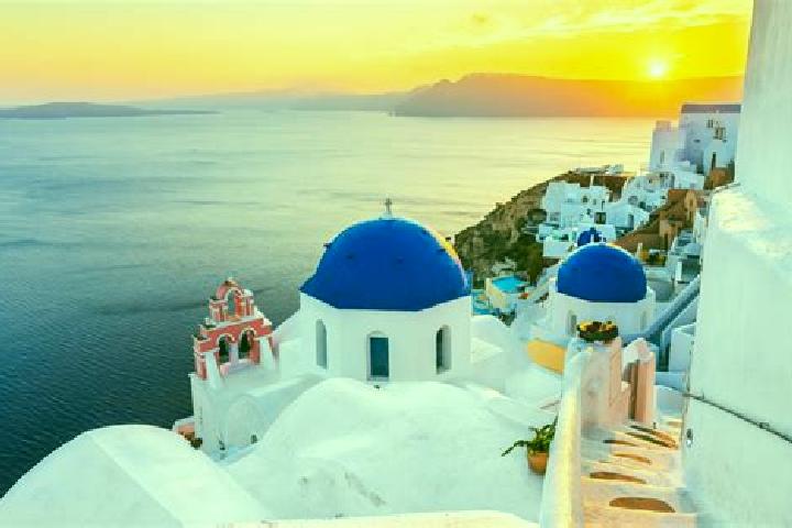 Ruby, 35 — Escort in Exaplatanos, Greece