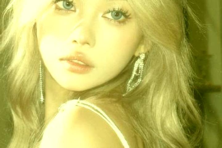Ruby, 36, a blonde blue-eyed asian companion based in Lengor. Offering OWO, Domination, Dinner Date, Party Girl. Available for incall and outcall, day and ev...
