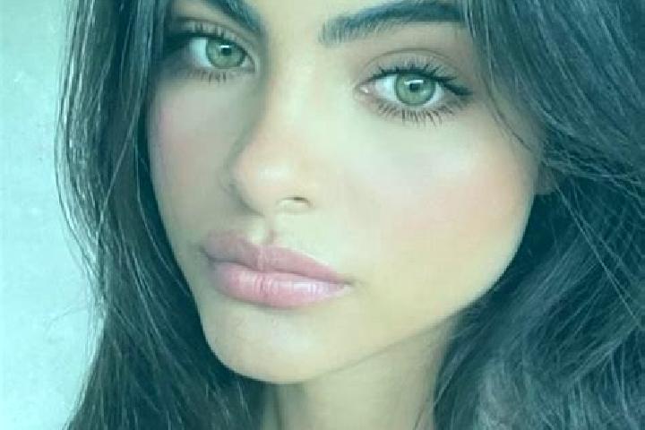 Ruby, 36, a red hazel-eyed latina companion based in Emboscada. Offering 69, Erotic Massage, Girlfriend Experience. Available for incall and outcall, overnig...