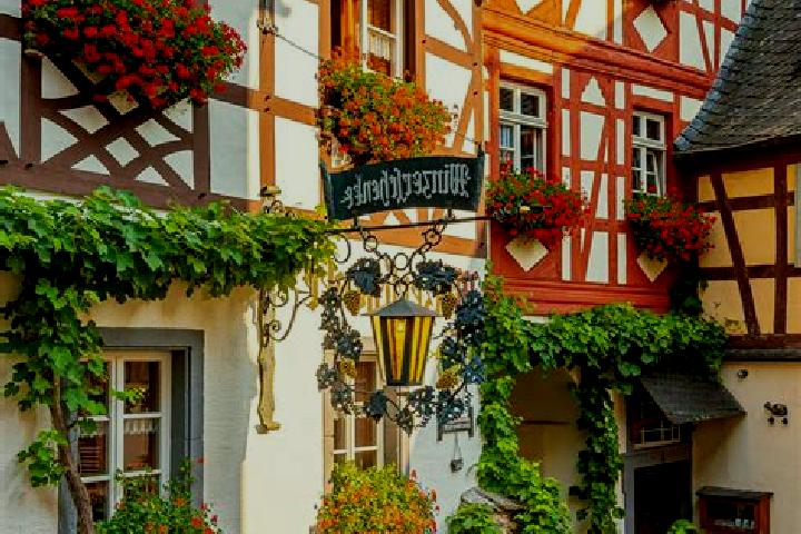 Ruby, 36 — Escort in Berg, Germany