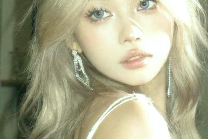 Ruby, 37, a blonde blue-eyed asian companion based in Qal eh-ye Hoseyniyeh. Offering Fetish, A-Level, Massage. Available for incall and outcall, overnight bo...