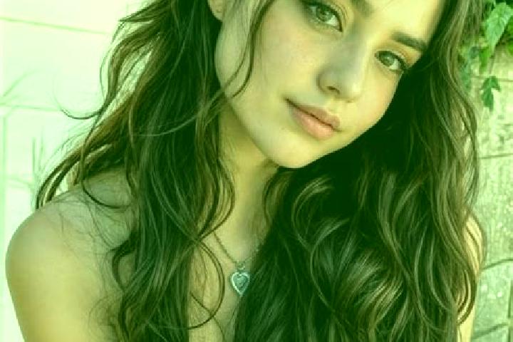 Ruby, 37, a brunette hazel-eyed middle eastern companion based in Hrdlorezy. Offering Prostate Massage, GFE, Party Girl, BDSM, Roleplay. Available for incall...