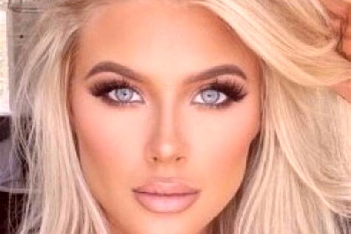 Ruby, 37, a platinum blonde brown-eyed indian companion based in Shakaskraal. Offering Erotic Massage, Domination. Available for incall and outcall, day and ...