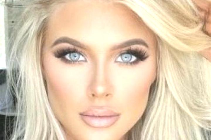 Ruby, 37, a platinum blonde brown-eyed mixed companion based in Bohnsdorf. Offering 69, Striptease, Roleplay. Available for incall and outcall, overnight boo...