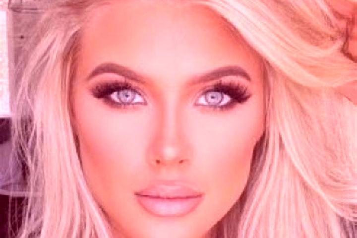 Ruby, 37, a platinum blonde hazel-eyed latina companion based in Ville-Marie. Offering Dinner Date, Massage, Duos, Domination, Overnight. Available for incal...