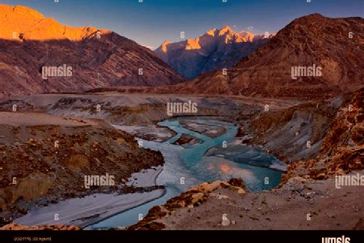 Ruby, 37 — Escort in Jaglot, Pakistan