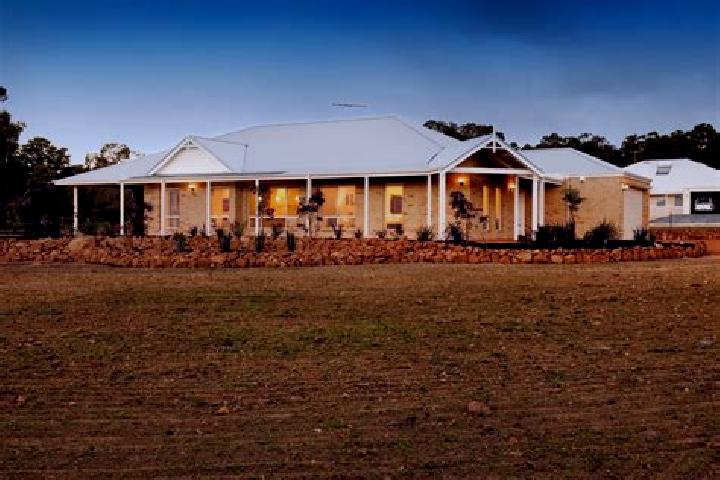 Ruby, 37 — Escort in Spring Farm, Australia