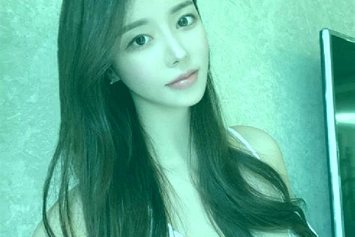 Ruby, 37 — Escort in Wenjiapo, China
