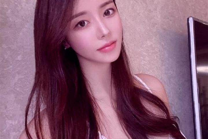Ruby, 37 — Escort in Zhangcun, China
