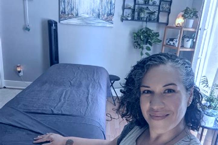 Ruby, 38, a blonde grey-eyed ebony companion based in Anduins. Offering 69, Overnight, Fetish, Prostate Massage, Roleplay. Available for incall and outcall, ...