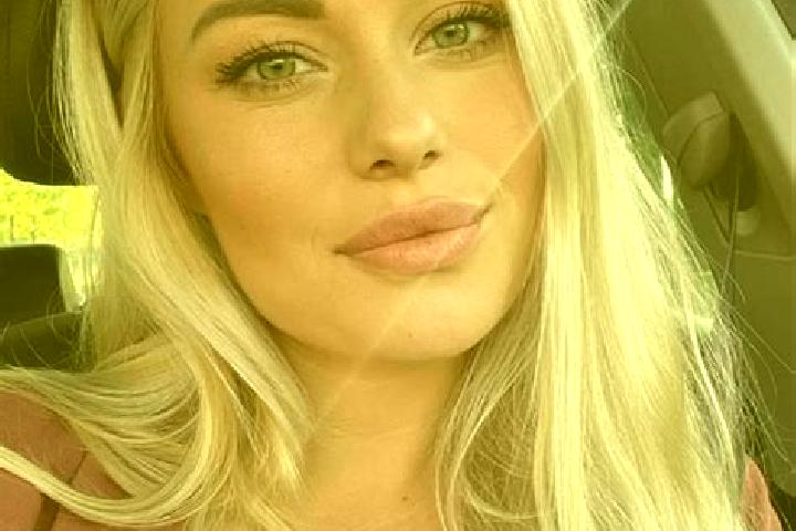 Ruby, 38, a blonde hazel-eyed caribbean companion based in Babeni-Oltetu. Offering A-Level, Deep French Kissing. Available for incall and outcall, day and ev...