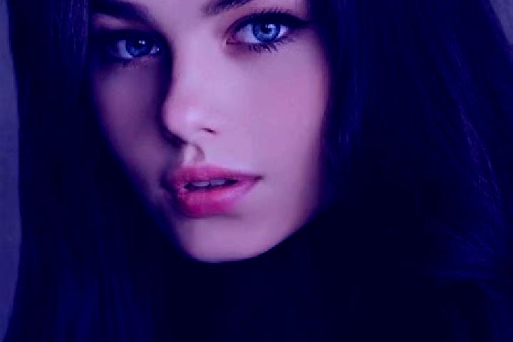 Ruby, 38, a brunette blue-eyed caucasian companion based in Anmatjere. Offering Erotic Massage, Party Girl, Girlfriend Experience, Tantra, Travel Companion. ...