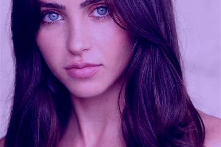 Ruby, 38, a brunette blue-eyed latina companion based in Patsi. Offering Travel Companion, Duos, Girlfriend Experience, Erotic Massage, Party Girl. Available...