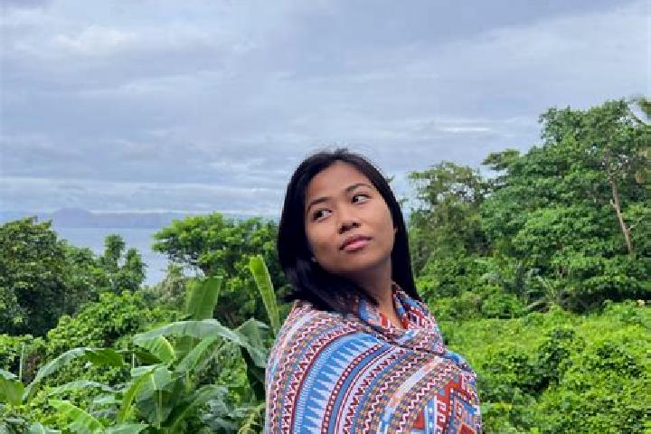 Ruby, 38, a chestnut green-eyed indian companion based in Mataas Na Kahoy. Offering Striptease, Dinner Date. Available for incall and outcall, overnight book...