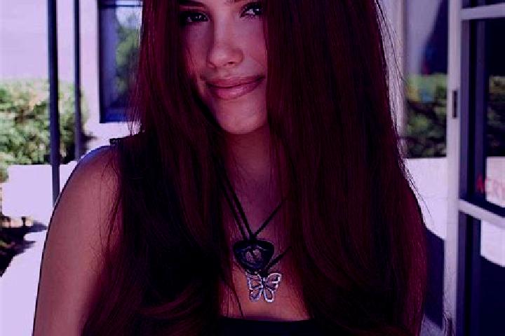 Ruby, 39, a auburn dark-eyed slavic companion based in Pakham. Offering Couples, 69, Overnight, Domination, Tantra. Available for incall and outcall, overnig...