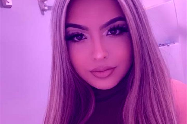 Ruby, 39, a blonde grey-eyed latina companion based in Villalcampo. Offering Duos, Roleplay, Domination, CIM, 69. Available for incall and outcall, overnight...