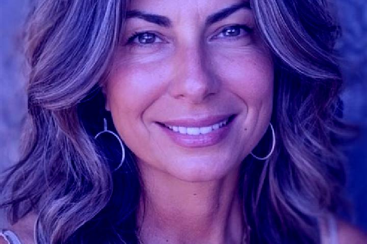 Ruby, 39, a brunette grey-eyed latina companion based in Poeni. Offering 69, Duos, Party Girl, Striptease, BDSM. Available for incall and outcall, day and ev...