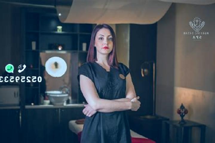 Ruby, 39, a red amber-eyed mediterranean companion based in Backworth. Offering Tantra, Erotic Massage, Party Girl, BDSM, OWO. Available for incall and outca...
