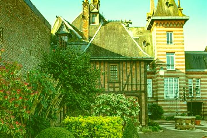 Ruby, 39 — Escort in Forges-les-Eaux, France
