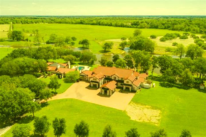 Ruby, 39 — Escort in The Acreage, United States