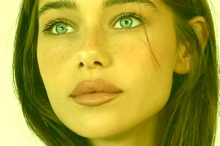 Sadie, 20, a brunette grey-eyed mixed companion based in Kaoh Samraong. Offering Deep French Kissing, Couples, Striptease, Girlfriend Experience, Massage. Av...