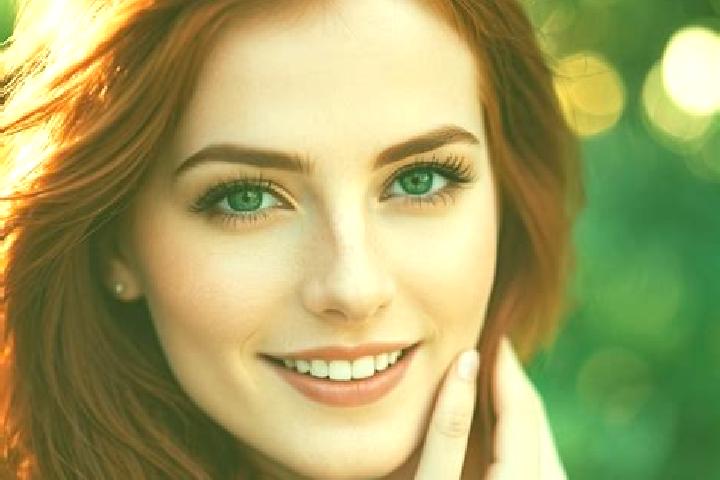 Sadie, 21, a auburn amber-eyed caucasian companion based in Batanovtsi. Offering Dinner Date, BDSM. Available for incall and outcall, day and evening dates.
