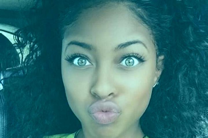 Sadie, 21, a black green-eyed ebony companion based in Baveno. Offering Duos, Erotic Massage, Deep French Kissing, Fetish, Roleplay. Available for incall and...