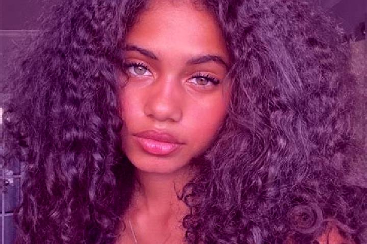 Sadie, 21, a black grey-eyed ebony companion based in Charapoto. Offering Erotic Massage, Domination, OWO, Overnight, Couples. Available for incall and outca...
