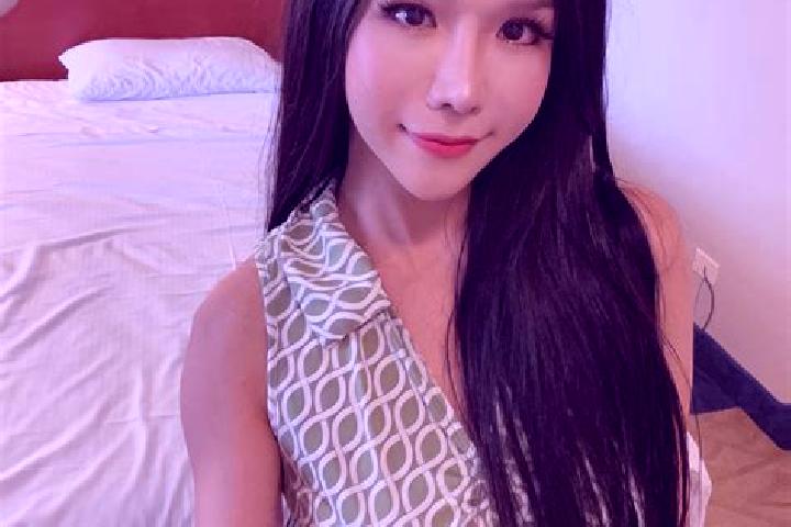 Sadie, 21, a red dark-eyed asian companion based in Los Andes. Offering Tantra, Overnight, 69, Couples, Fetish. Available for incall and outcall, day and eve...