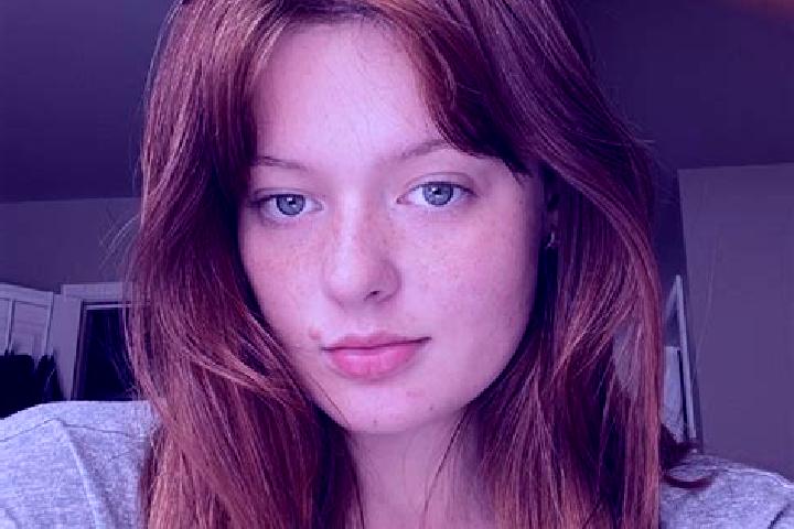 Sadie, 21, a red grey-eyed mixed companion based in Chrysochorafa. Offering Massage, Overnight. Available for incall and outcall, overnight bookings available.