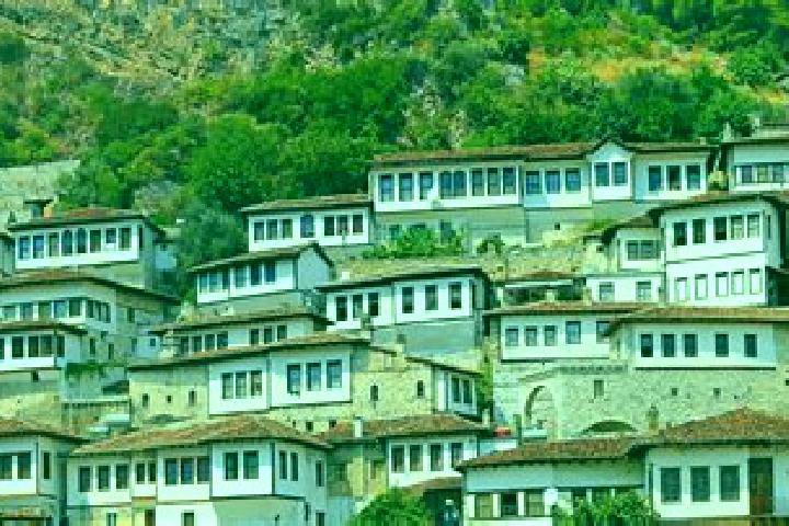 Sadie, 21 — Escort in Martanesh, Albania
