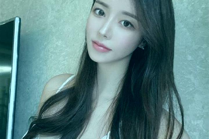 Sadie, 21 — Escort in Sansarak, Turkey