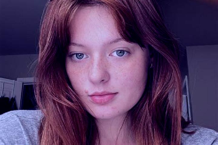 Sadie, 22, a auburn grey-eyed mediterranean companion based in Lakkha Nevre. Offering 69, GFE, Couples, Girlfriend Experience. Available for incall and outca...