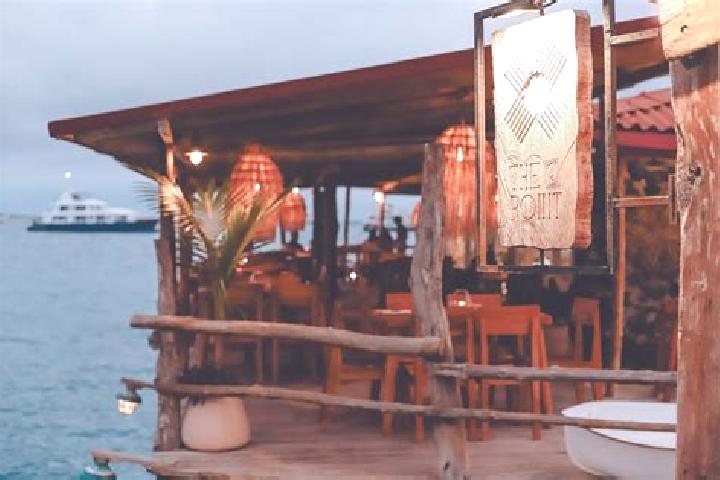 Sadie, 22, a black dark-eyed ebony companion based in Puerto Ayora. Offering OWO, Dinner Date. Available for incall and outcall, overnight bookings available.