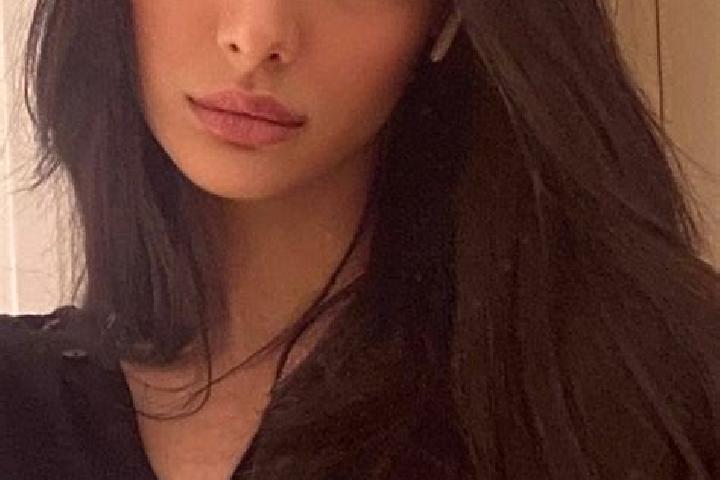 Sadie, 22, a black dark-eyed middle eastern companion based in Dang. Offering CIM, Prostate Massage, OWO, Erotic Massage, Overnight. Available for incall and...