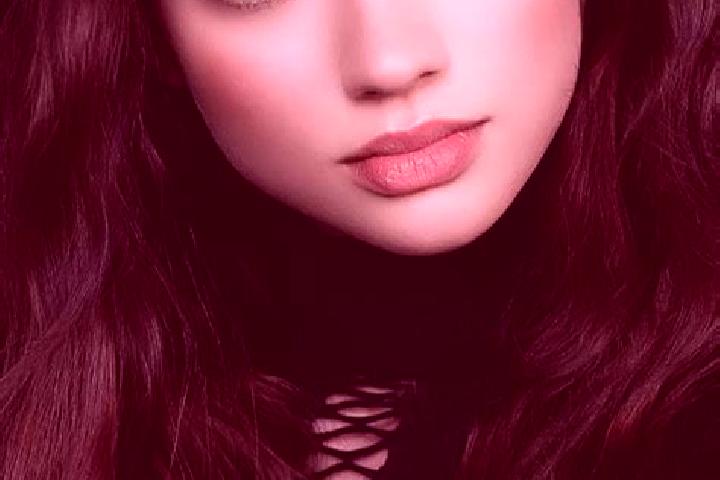 Sadie, 22, a brunette dark-eyed mixed companion based in Anchione. Offering BDSM, OWO, Domination, Duos. Available for incall and outcall, overnight bookings...