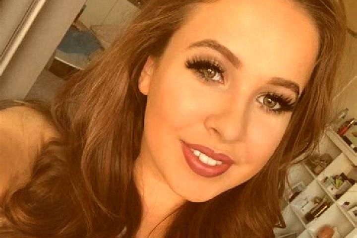 Sadie, 22, a dark blonde dark-eyed mediterranean companion based in Orani. Offering A-Level, Overnight, Prostate Massage. Available for incall and outcall, o...