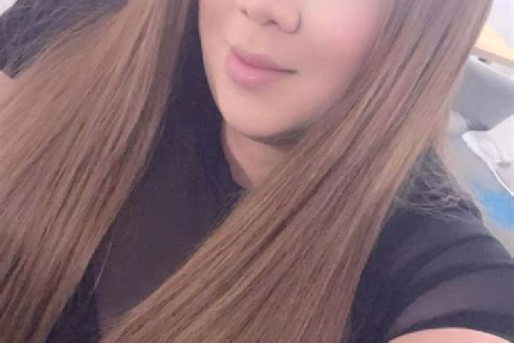 Sadie, 22 — Escort in Beaumont, Canada