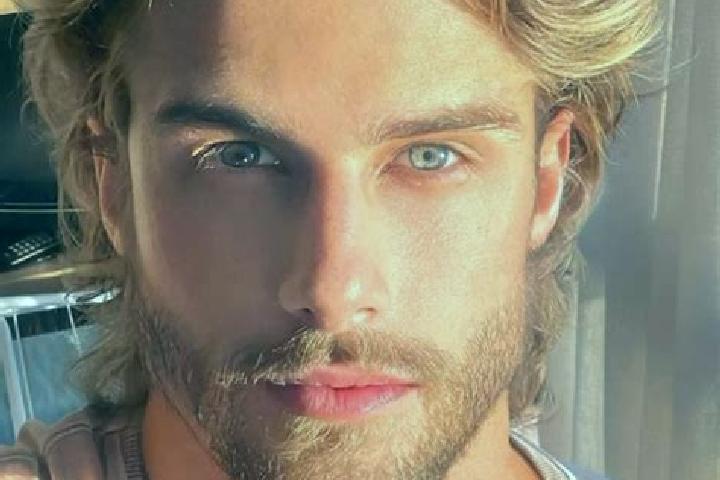 Sadie, 22 — Escort in Grossos, Brazil