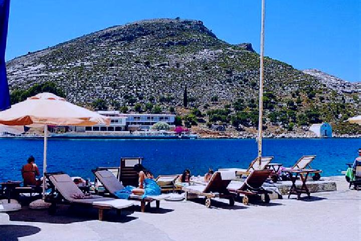 Sadie, 22 — Escort in Megisti, Greece