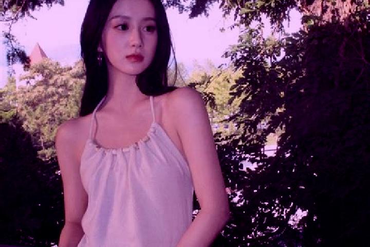 Sadie, 22 — Escort in Shangen, China